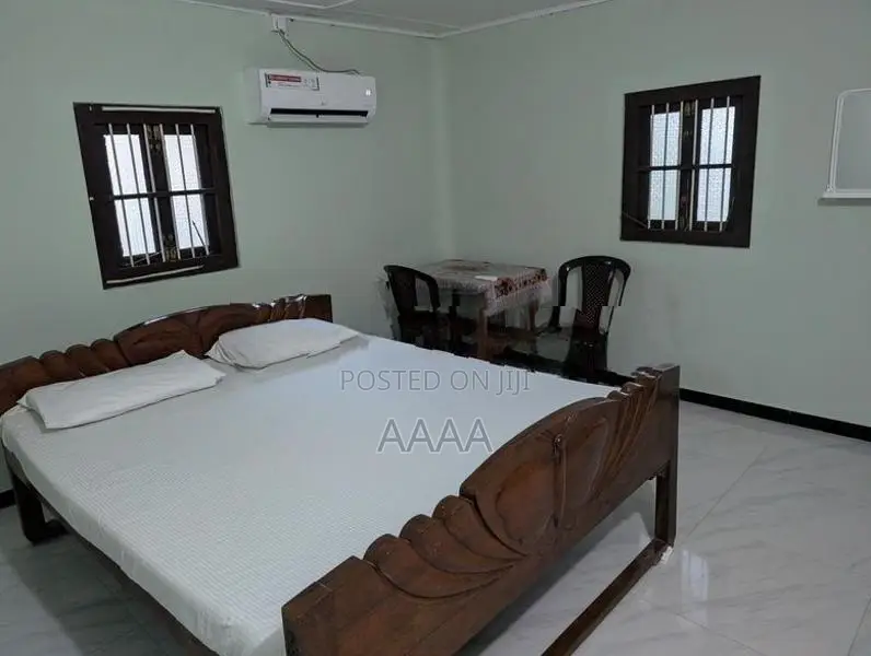 Seasonal Room for Rent Jaffna