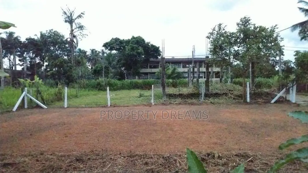 Valuable Residential Land Close to Main Road Meegoda