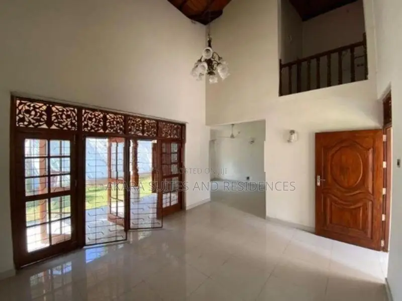 Rajagiriya - House for Sale HL45047