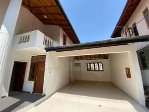 Rajagiriya - House for Sale HL45047