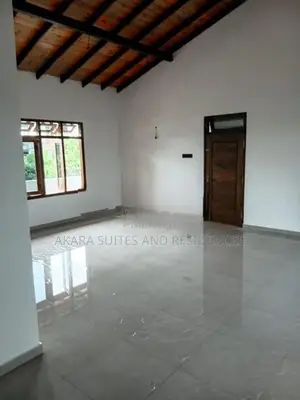 Boralesgamuwa - Unfurnished House for Sale HL49142