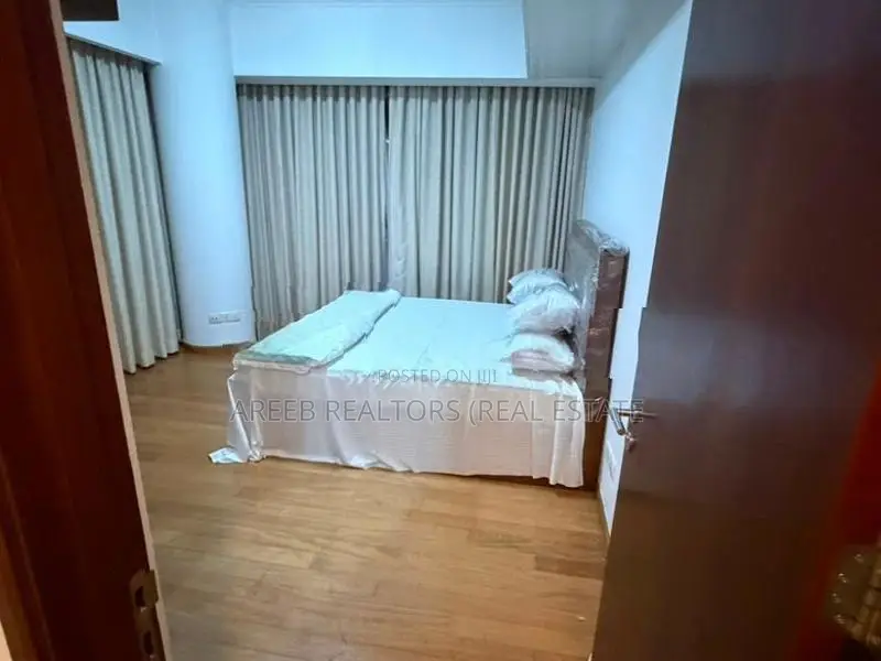 2 Bedroom Apartment for Rent – the Emperor, Colombo 03