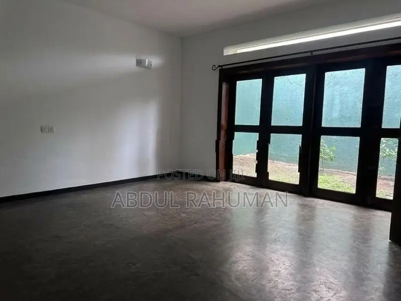 Semi Tile Single House Nawala Koswtha
