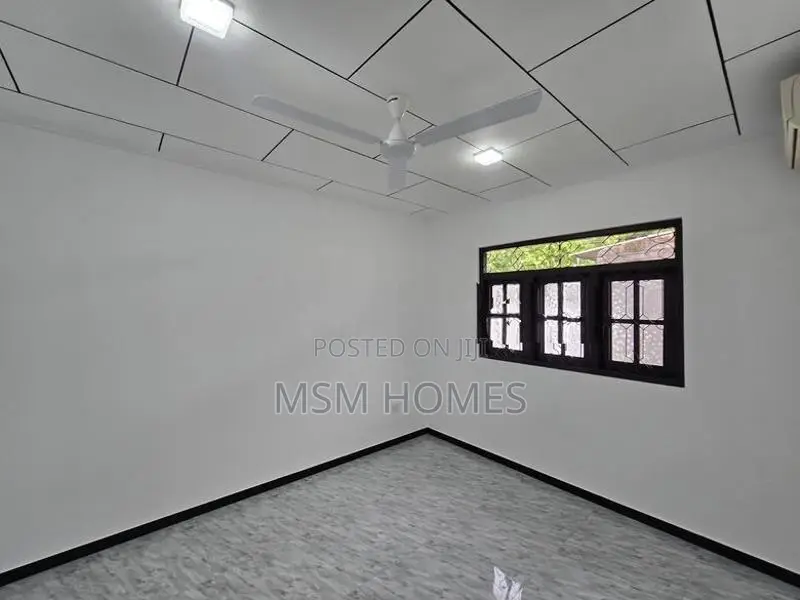 16 Perch Land With House For Sale in Negombo