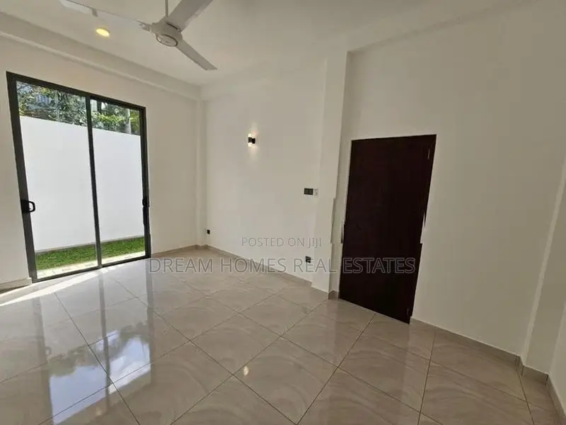 Brand New Modern House – 8.6 Perches Kottawa