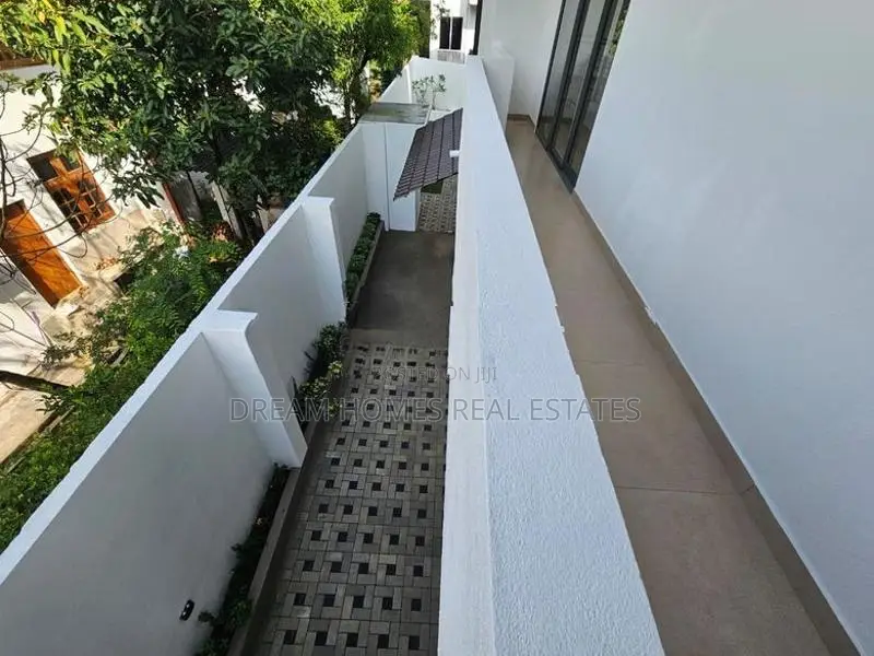 Brand New Modern House – 8.6 Perches Kottawa