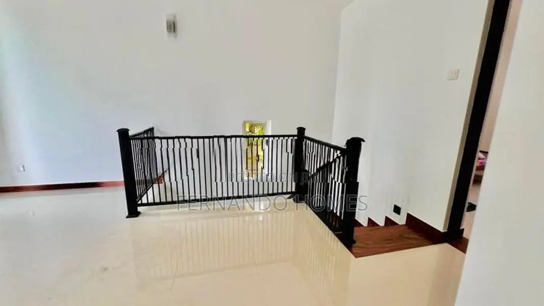 New Garden Good Road Access Modern 4 BR House For Sale Negombo
