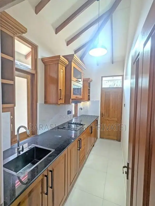 Fully Furnished House in Daluwakotuwa