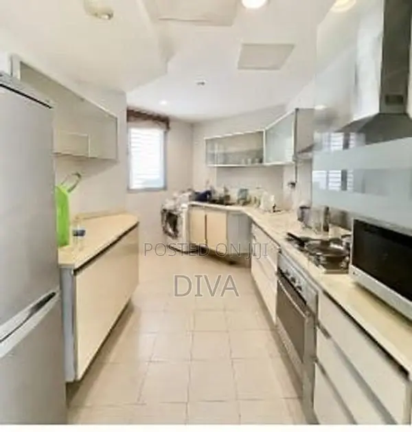 Sea View Fully Furnished Apartment Colombo 03