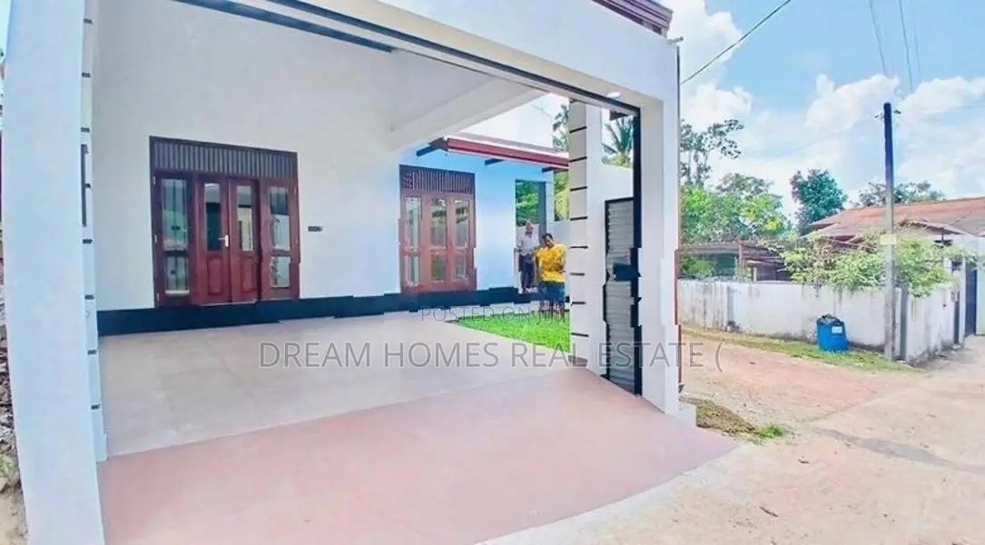 Single-Storey House for Sale – Malabe Thalahena