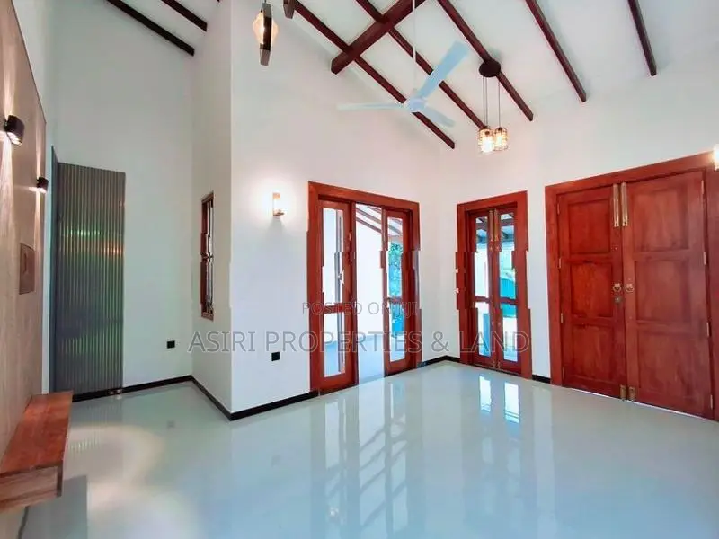 Brand New 3 Bedrooms House for sale in Piliyandala Polgasowita