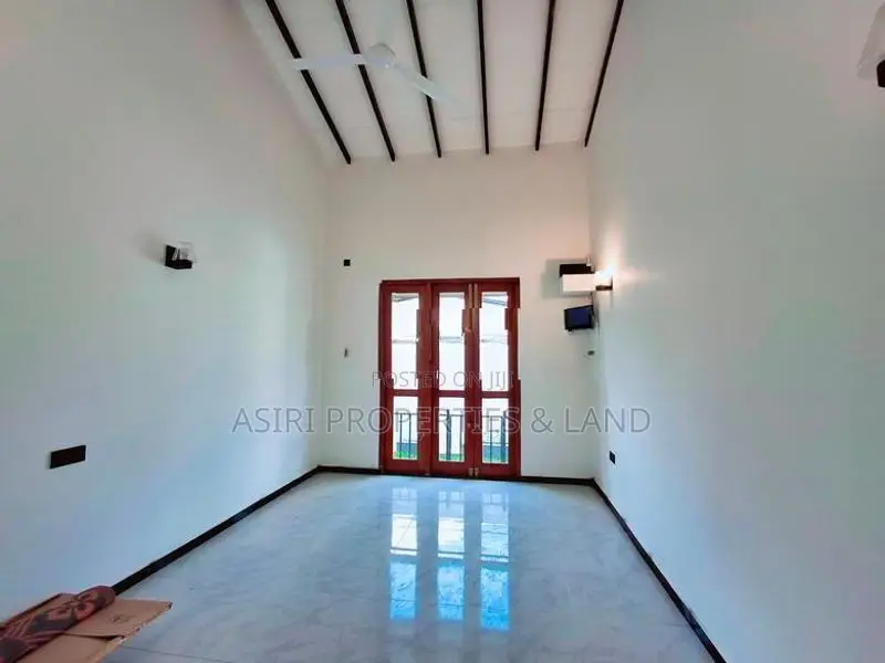 Brand New 3 Bedrooms House for sale in Piliyandala Polgasowita