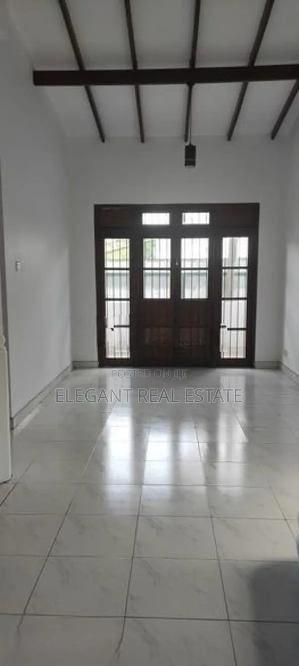 04 Bedroom Unfurnished 02 Storied House for Sale in Nugegoda (A923)