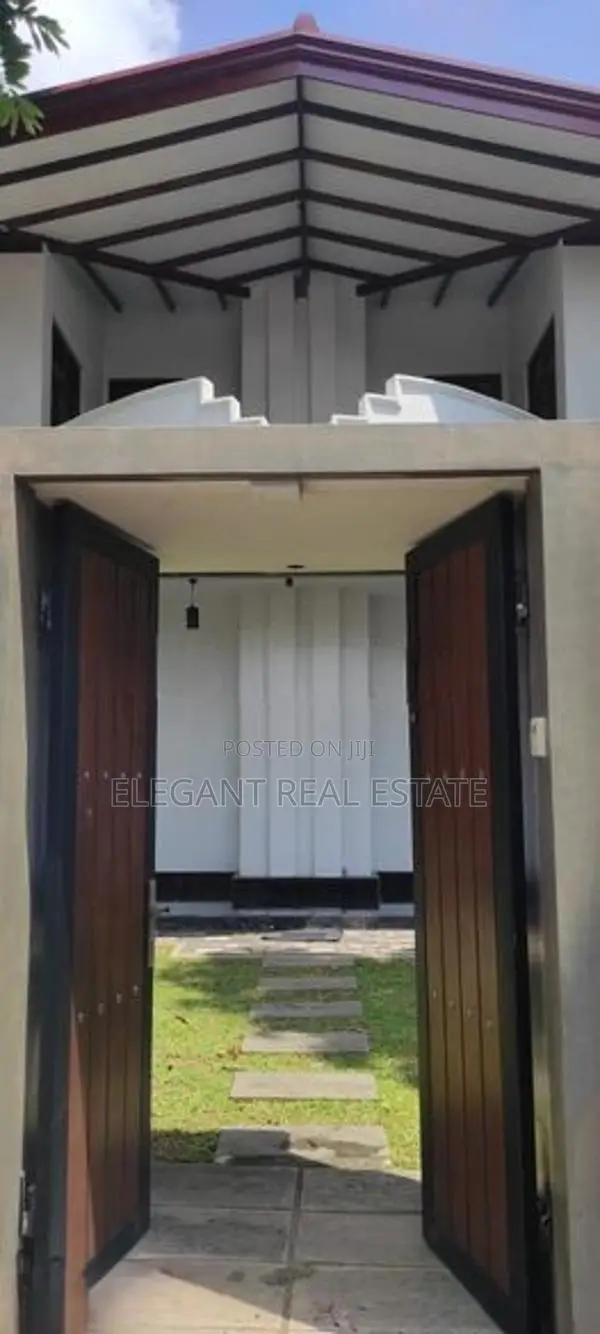 04 Bedroom Unfurnished 02 Storied House for Sale in Nugegoda (A923)