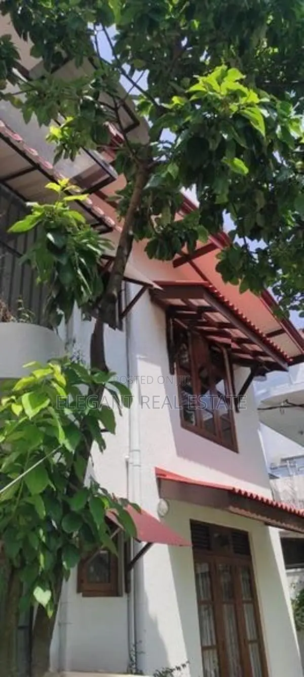 04 Bedroom Unfurnished 02 Storied House for Sale in Nugegoda (A923)