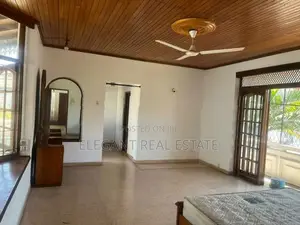04 Bedroom Unfurnished House for Rent in Colombo 05 (A6580)