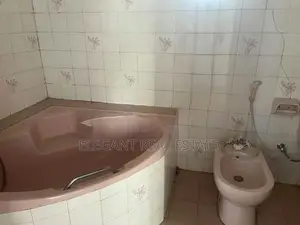 04 Bedroom Unfurnished House for Rent in Colombo 05 (A6580)