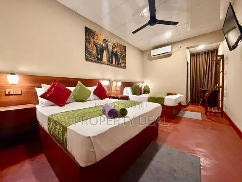 11 BR Hotel for Rent in Nawala – PDC154