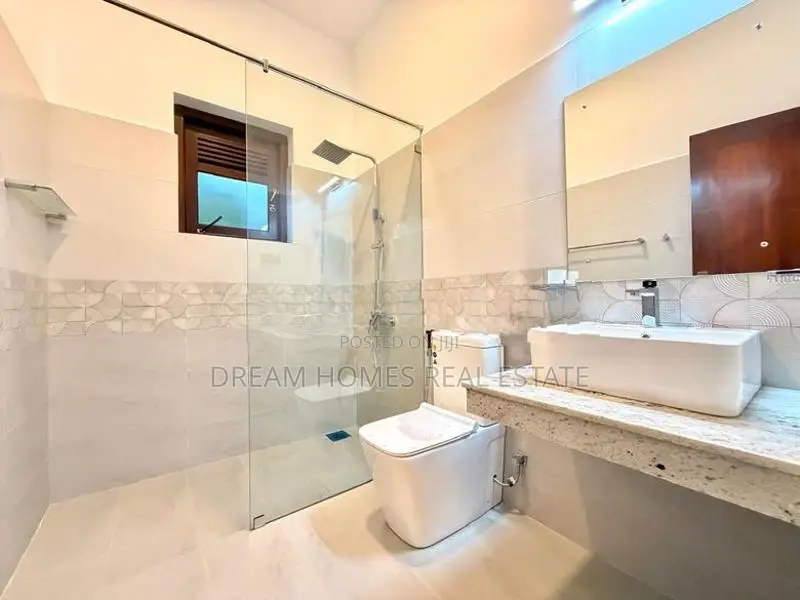 Architect-Designed Luxury House for Sale – Kalapaluwawa