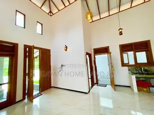 Brand New 8.5 Perch With Solid Beautiful House in Kahathuduwa