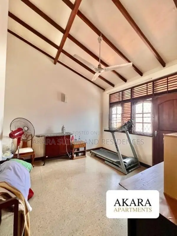 15.5 Perches - Furnished House for Sale HL50623