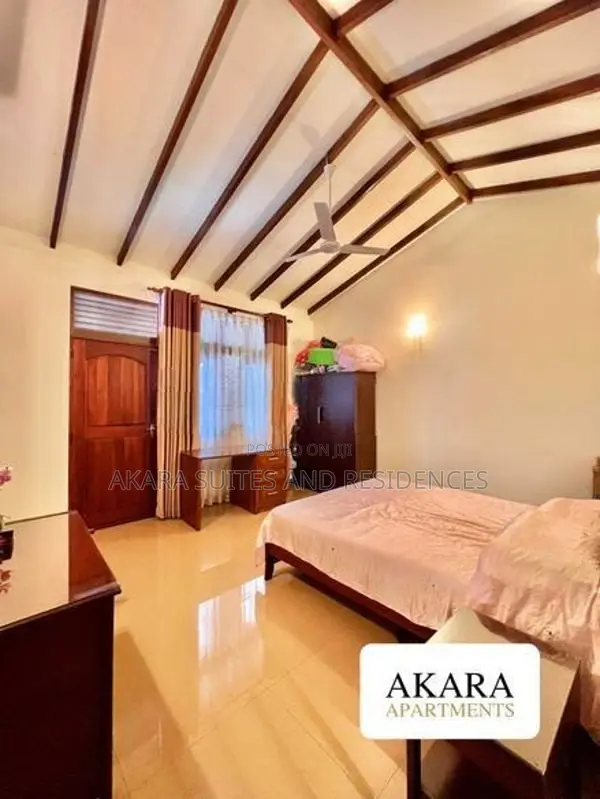 15.5 Perches - Furnished House for Sale HL50623