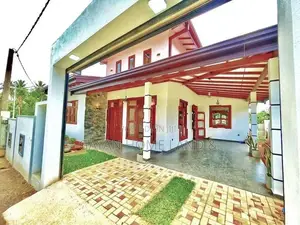 Brand New Single Storey House in a VIP Residential Complex Pokunuwita