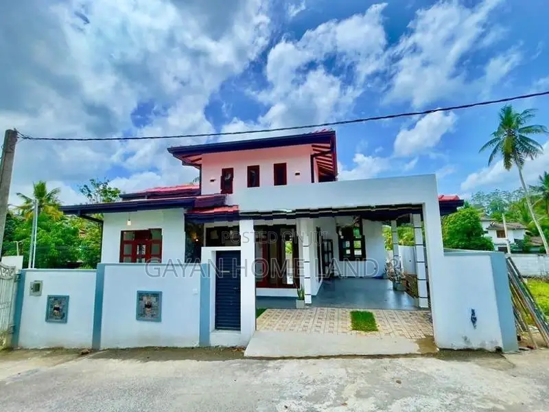 Brand New Single Storey House in a VIP Residential Complex Pokunuwita