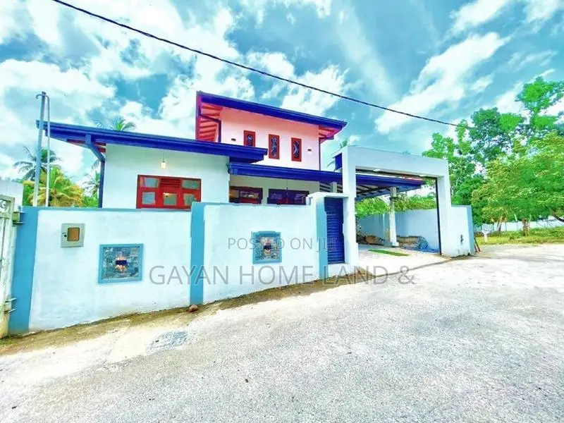 Brand New Single Storey House in a VIP Residential Complex Pokunuwita