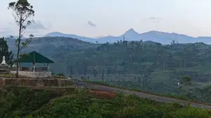 හැටන් නගරයට සමීපවම අගනා බිම් කොටස් කිහිපයක්