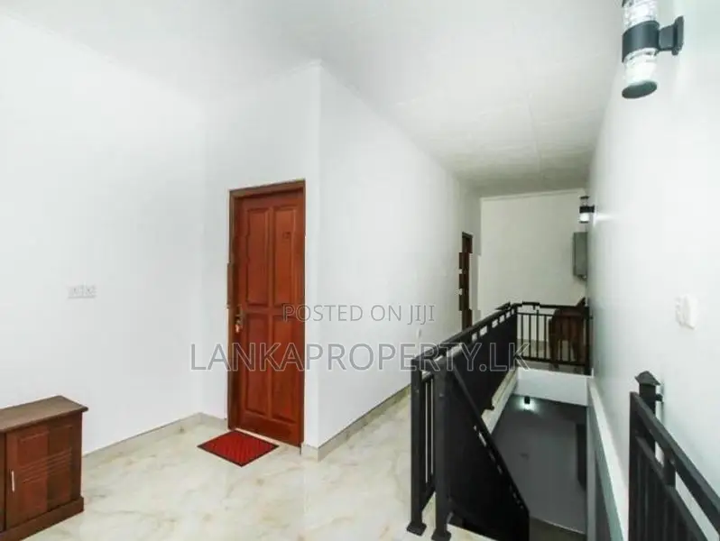 Well Running 3 Star Hotel & Restaurant for Sale in Negombo