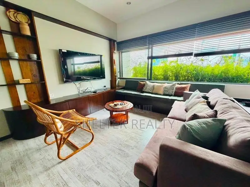 Fully Furnished Luxury 3 Bedroom Apartment for rent in Colombo 7