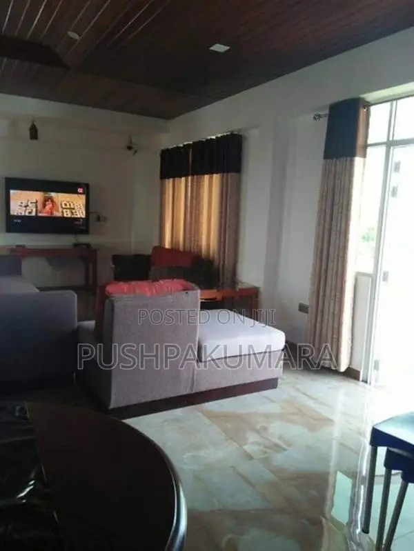 Apartment for Rent in Colombo 6 (file No 933 B/13)