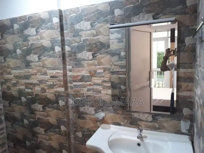 Apartment for Rent in Colombo 6 (file No 933 B/13)