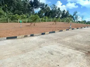 Kalagedihena land sale