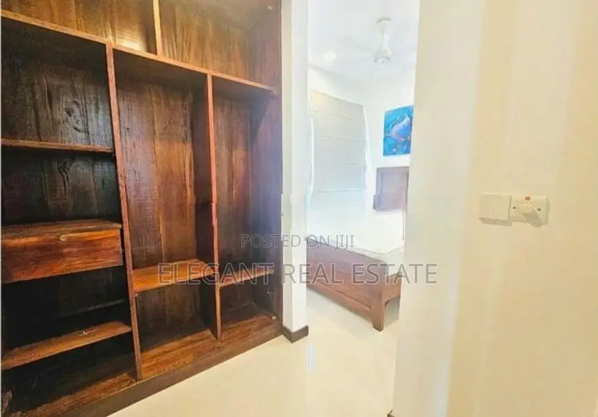 Tri-Zen - 03 Bedroom Furnished Apartment for Rent in Colombo 02 (A4414