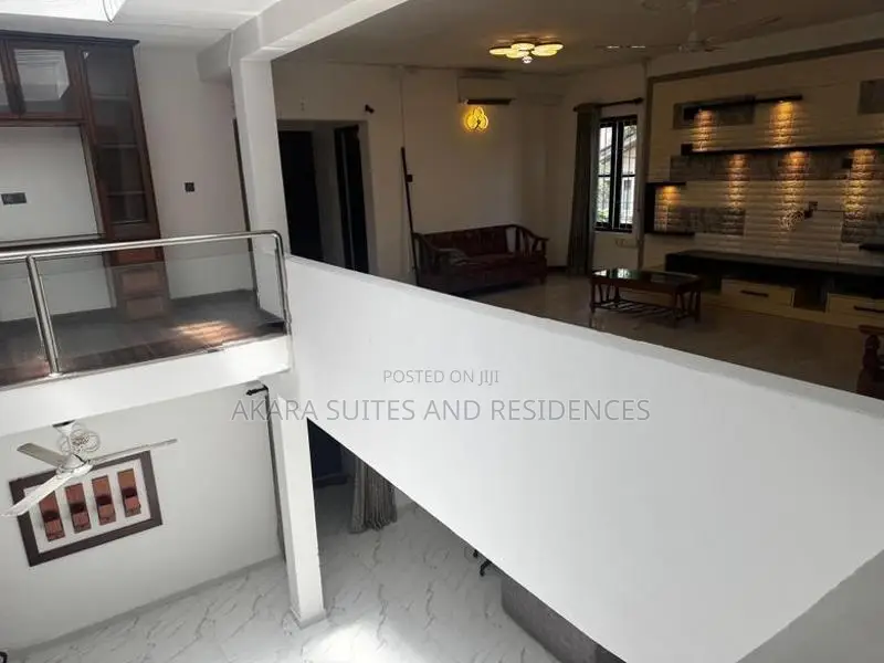 18.36 Perches - Furnished House for Rent HL54955