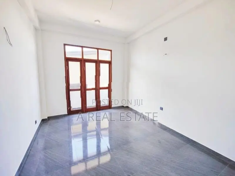 1st Floor Modern 4 Bedroom House For Rent In Dehiwala Mount Lavinia