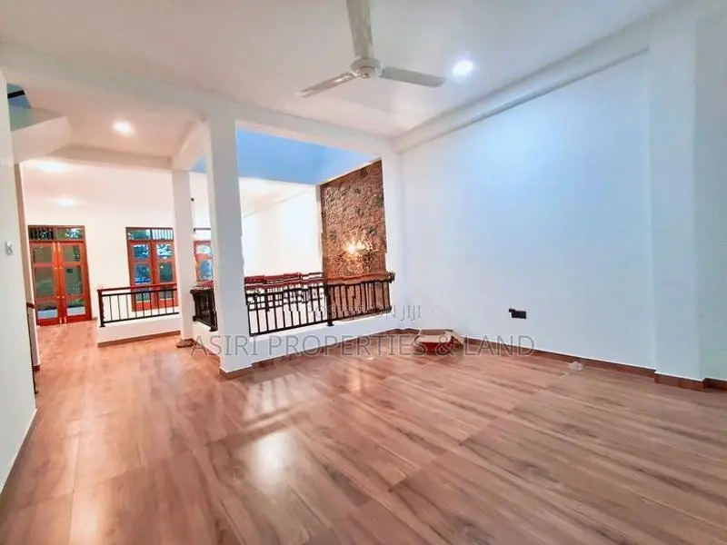 BRAND NEW MODERN HOUSE FOR SALE IN PILIYANDALA MADAPATHA RD