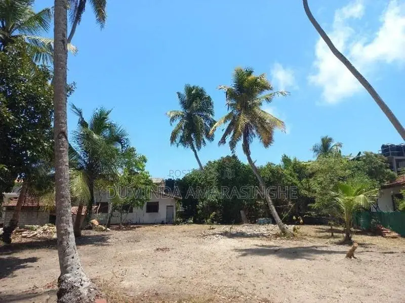 48p Bare Land at Uswetakeiyawa