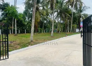 Land for Sale in Minuwangoda