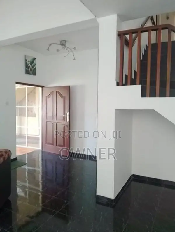 Furnished Upstair House For Rent In Katunayake