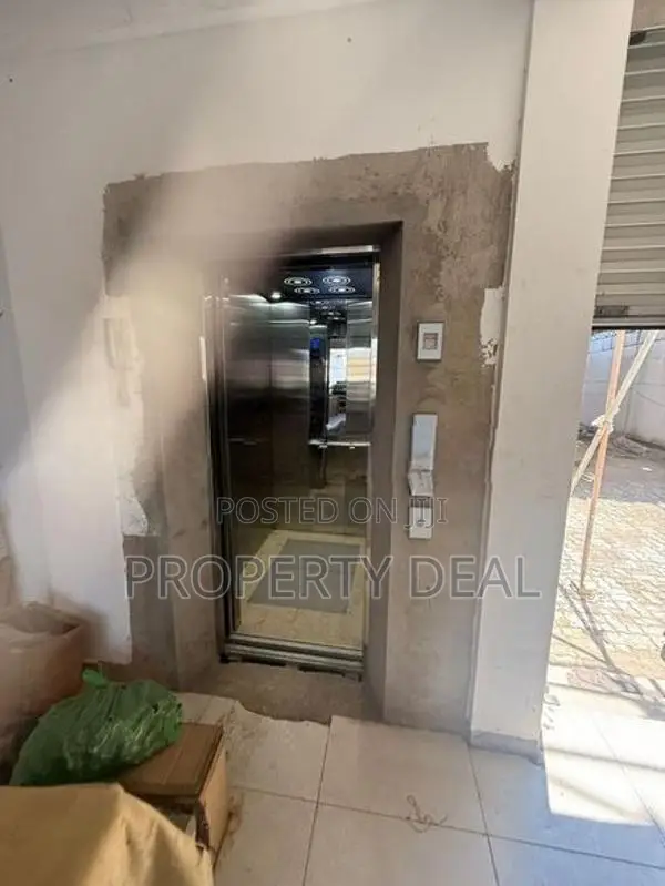 Commercial Building for Rent in Dehiwala – PDC181