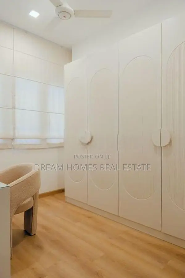 Fully Furnished 2BR Apartment with Sea View – Colombo 02