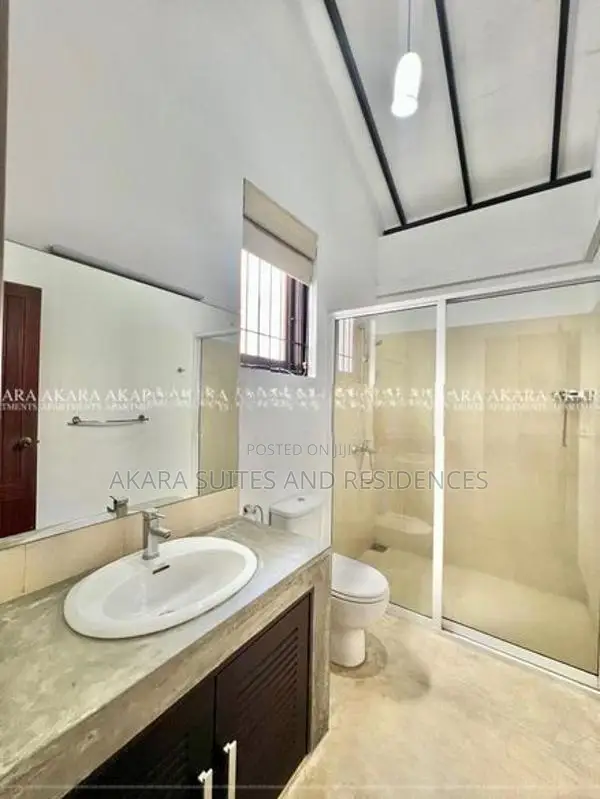 20.20 Perches - Semi Furnished House for Rent HL52136