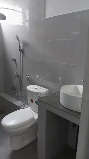Brand New 3-Bedroom House for Rent – Kottawa