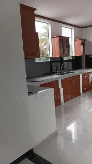 Brand New 3-Bedroom House for Rent – Kottawa