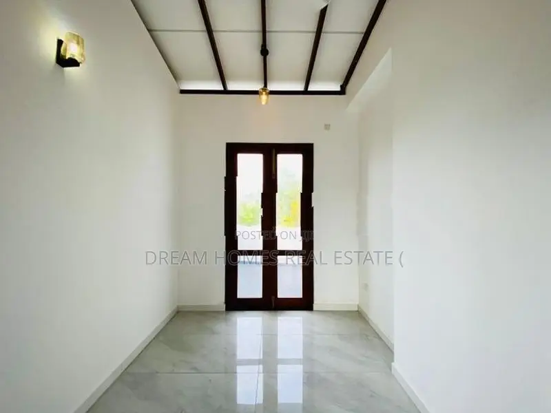 New Family Home – Athurugiriya | 4 Bedrooms