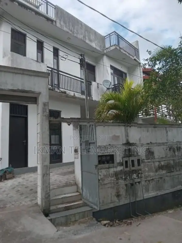 Ground Floor of a Two-Storey House for Rent – Hokandara