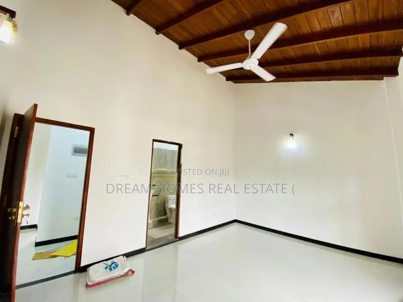Luxury Brand New House for Sale – Malabe (Near Athurugiriya Town)